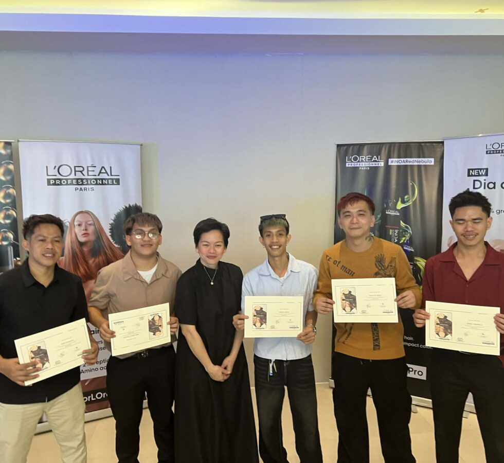 Team at the Harry Acuña Haircut Training